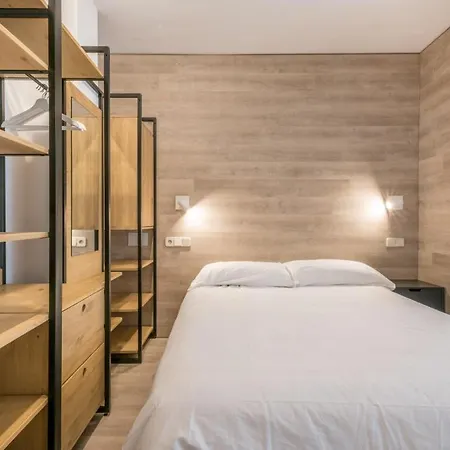 Xv Hotel apartamentowy Vielha